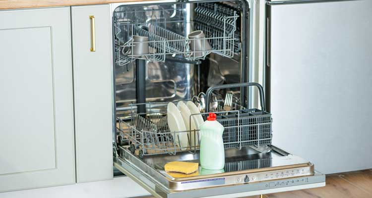 دلایل استفاده از ورق استیل نگیر در ساخت ماشین ظرفشویی چیست؟